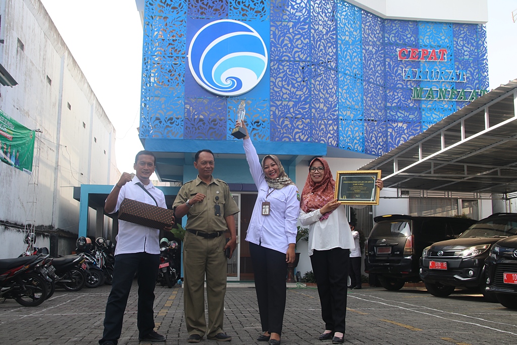 Lembaga Penyiaran Publik Lokal (LPPL) Gagak Rimang Blora meraih peringkat I nasional kategori Pemerintah Daerah Peduli LPPL pada anugerah Indonesia Persada (IP) Award tahun 2023.